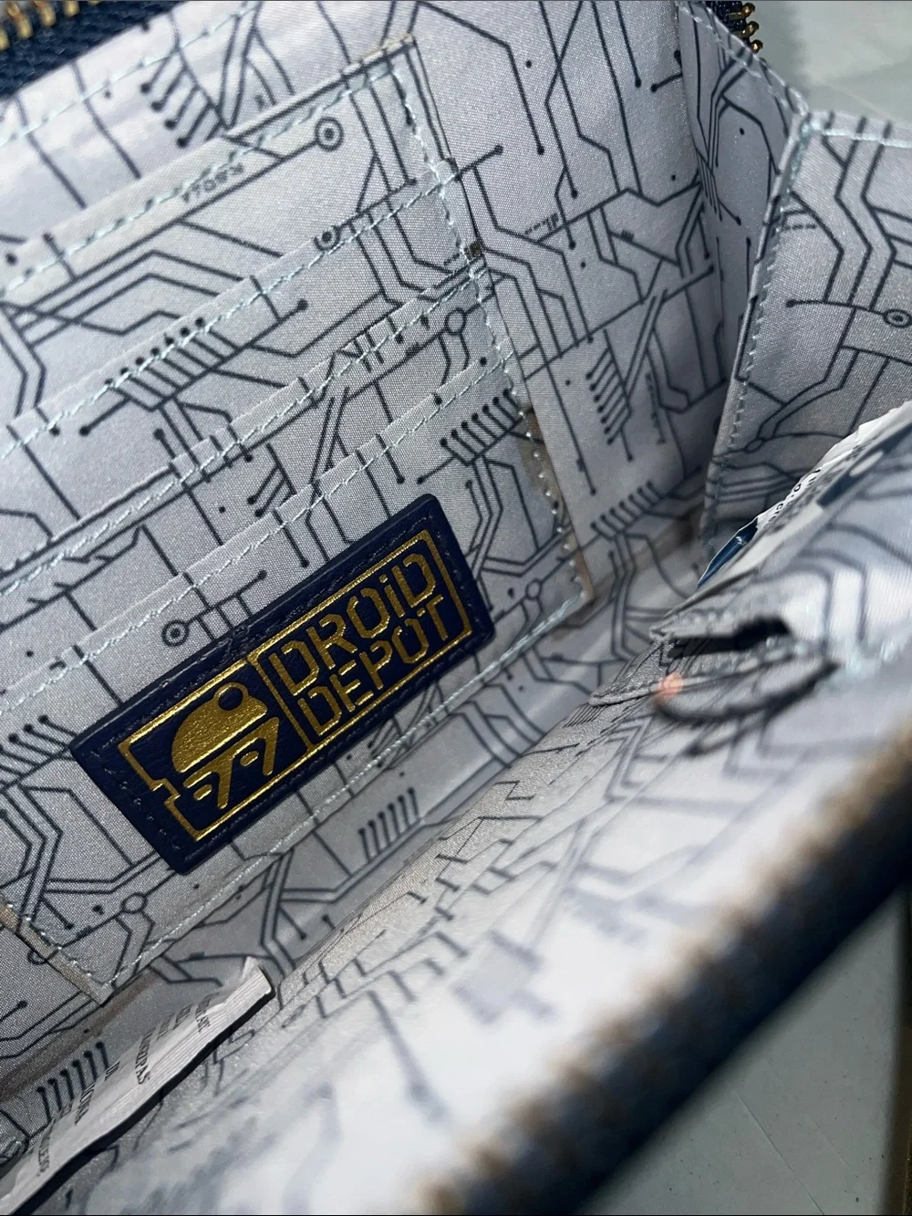 Disney Star Wars Driod Depot Navy Blue Zip Wristlet Wallet